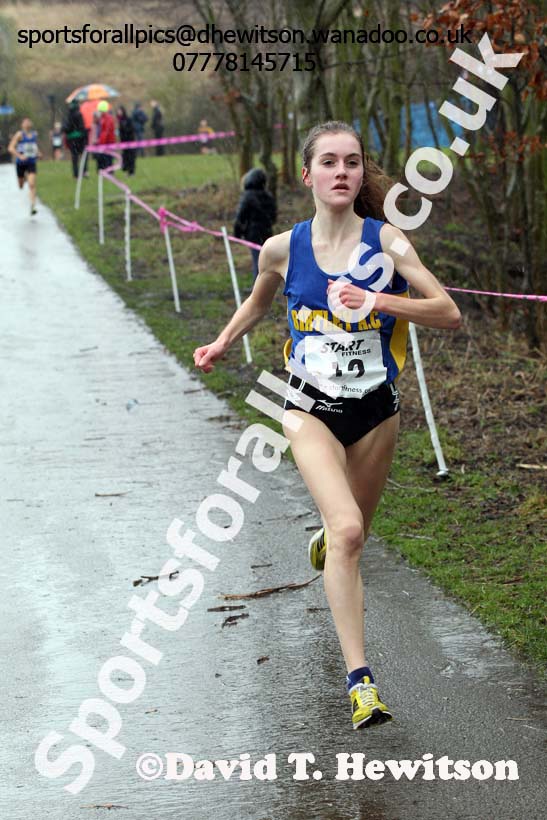 Lydia Turner brings Birtley home to victory in the womens Royal Signals Relays, Hetton. Photo: David T. Hewitson/Sports for All Pics